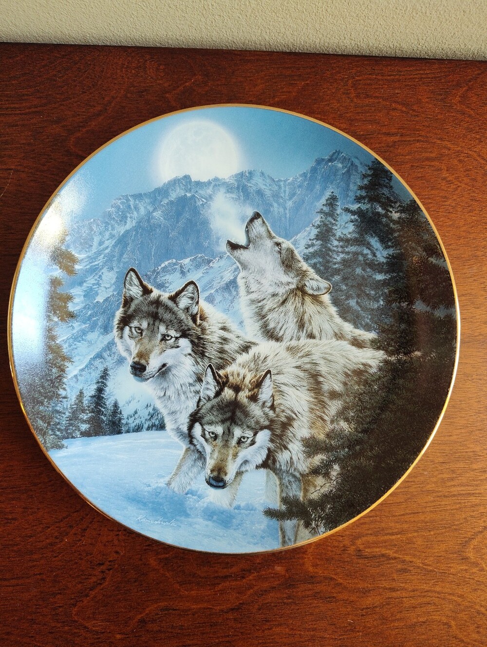 Call Of The Wild Wolf Plate, Lee Kromschroeder, Moonlit Symphony